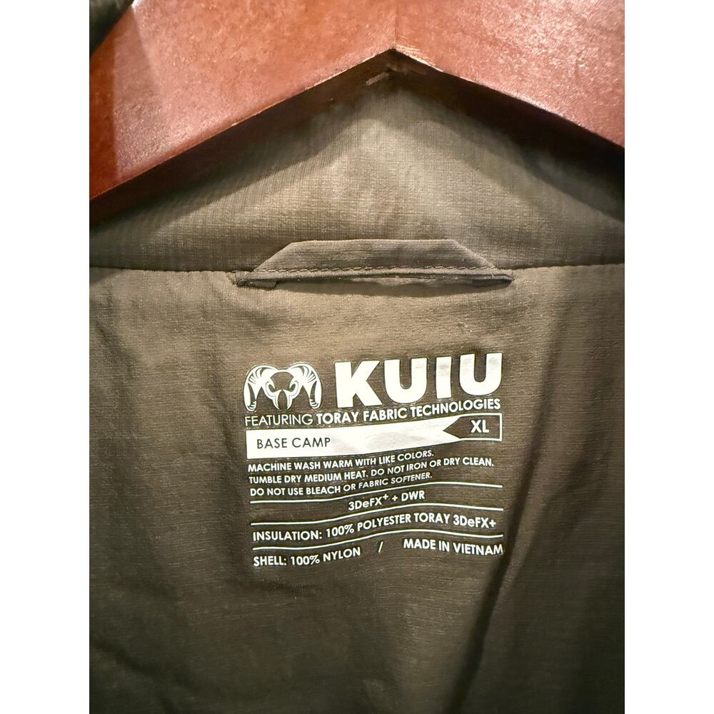 KUIU Men’s Insulated Snap Front Jacket Tan Quilted Hunting Outdoor Coat Size L